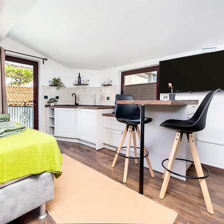 Kuca Melina Apartment Rovinj Exterior photo